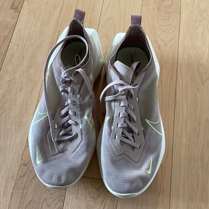 Nike Vista Lite Fossil Stone